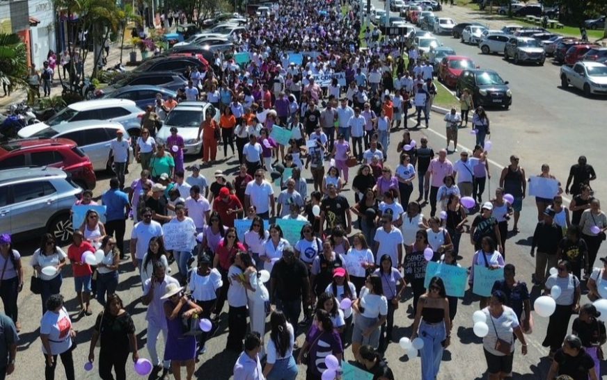 Caminhada pede justiça e o fim da violência contra as mulheres em Ilhéus