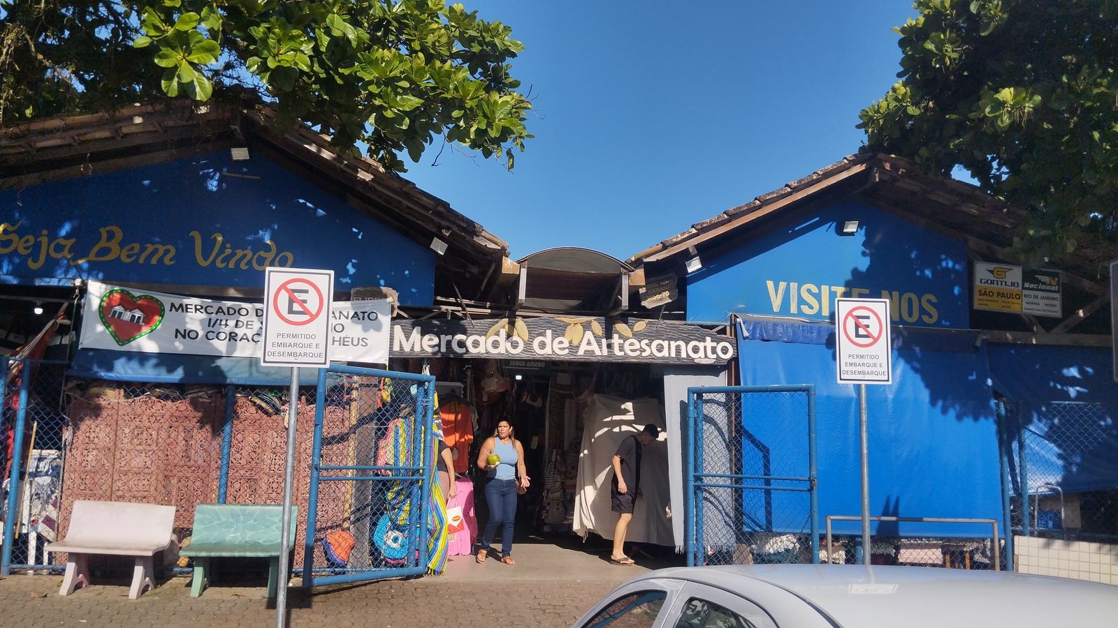 *Prefeitura de Ilhéus intensifica ações de sinalização viária na cidade*