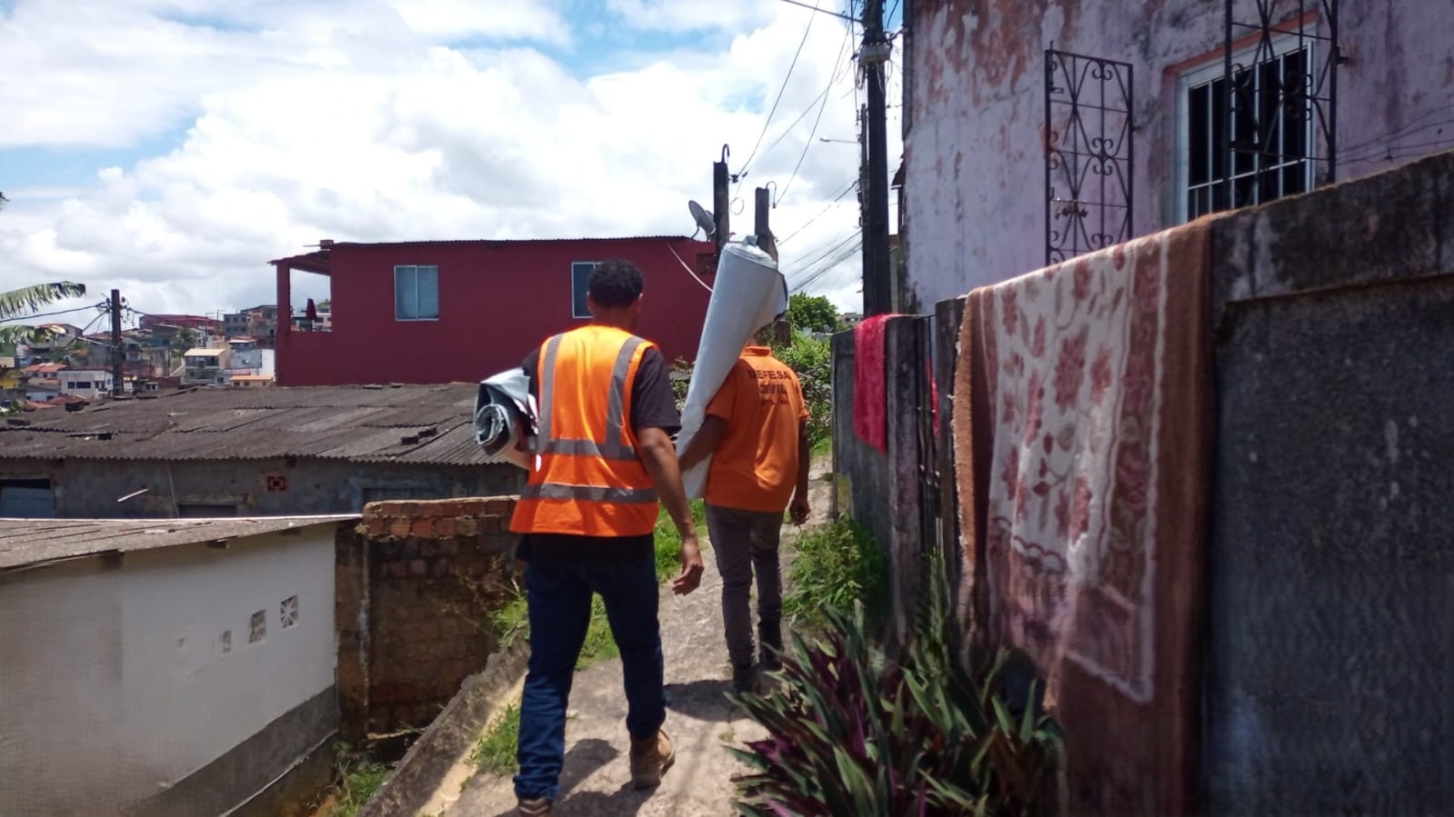 Trabalho da Prefeitura de Ilhéus evita ocorrências graves durante as chuvas