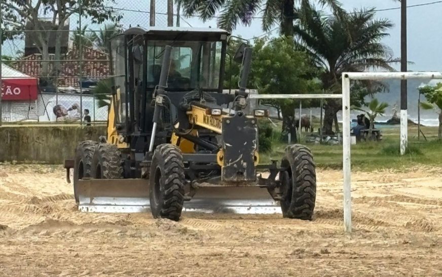 Prefeitura de Ilhéus inicia revitalização dos espaços esportivos da Litorânea Norte