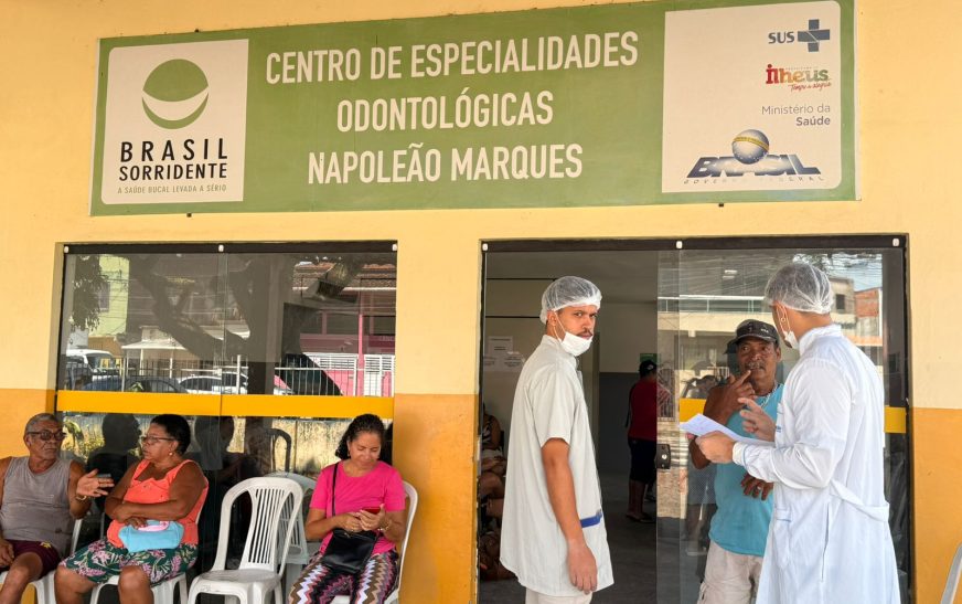 Prefeitura de Ilhéus faz segunda entrega de próteses dentárias de 2026