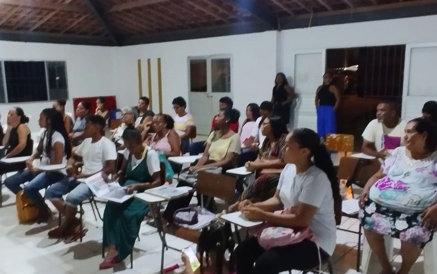 Prefeitura de Ilhéus abre nova turma da EJA no Residencial Sol e Mar