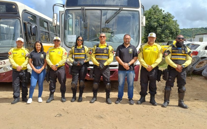 Prefeitura aciona empresa e regulariza situação de ônibus escolar em Ilhéus