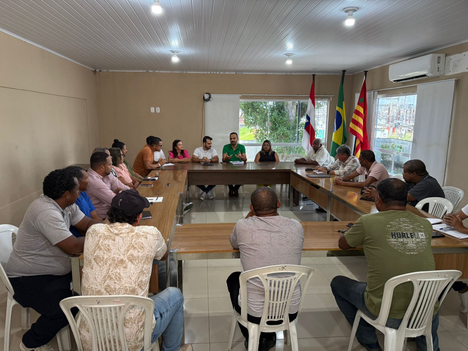 Prefeitura de Ilhéus fortalece diálogo com comunidades em reunião com administradores de bairro