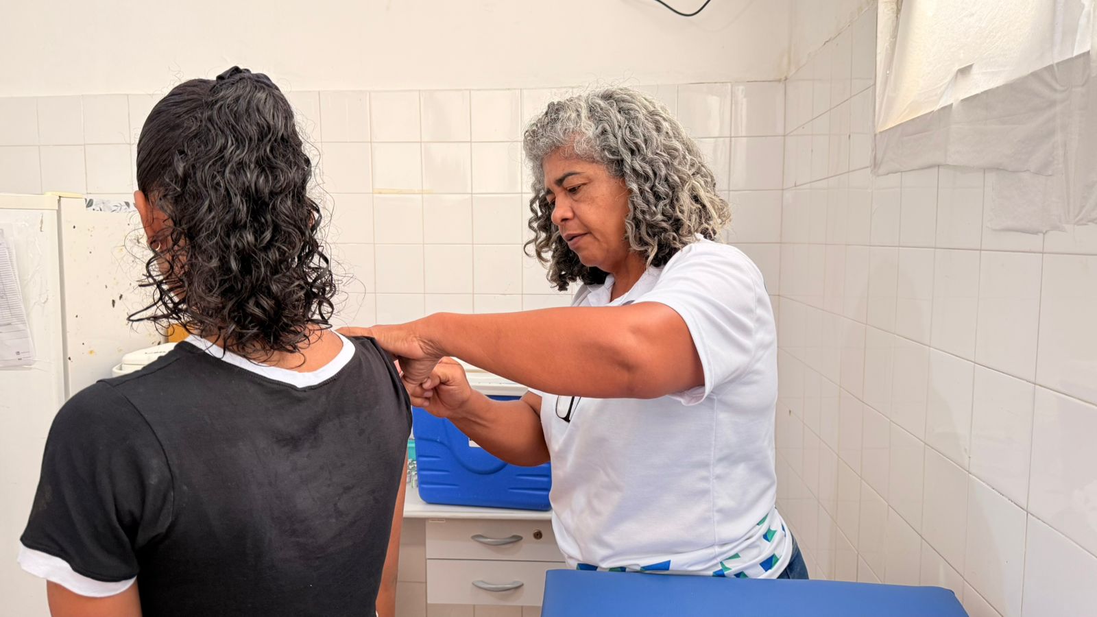 Prefeitura de Ilhéus realiza ação de multivacinação e aplica 95 doses na UBS Herval Soledade, no Pontal