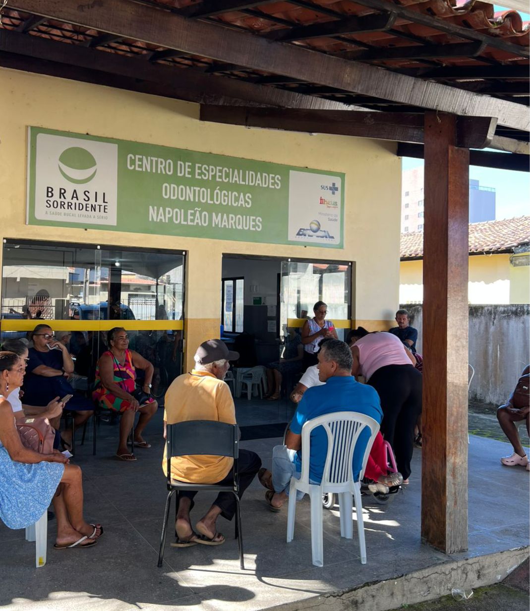 Prefeitura de Ilhéus entrega 65 próteses dentárias e amplia acesso à saúde bucal no município