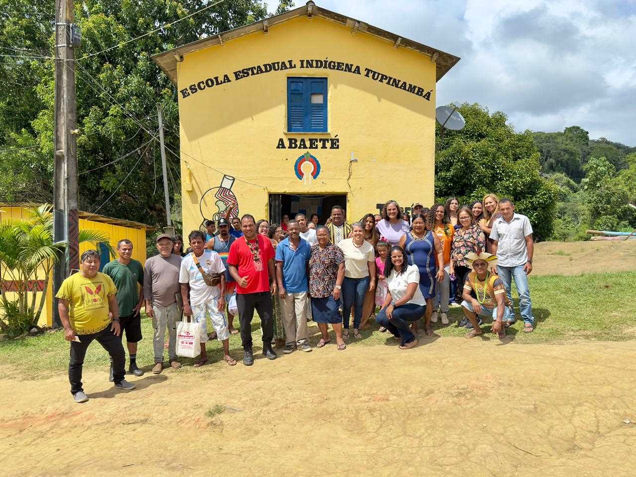 CRAS promove ação de enfrentamento à violência contra mulheres na comunidade indígena de Abaeté
