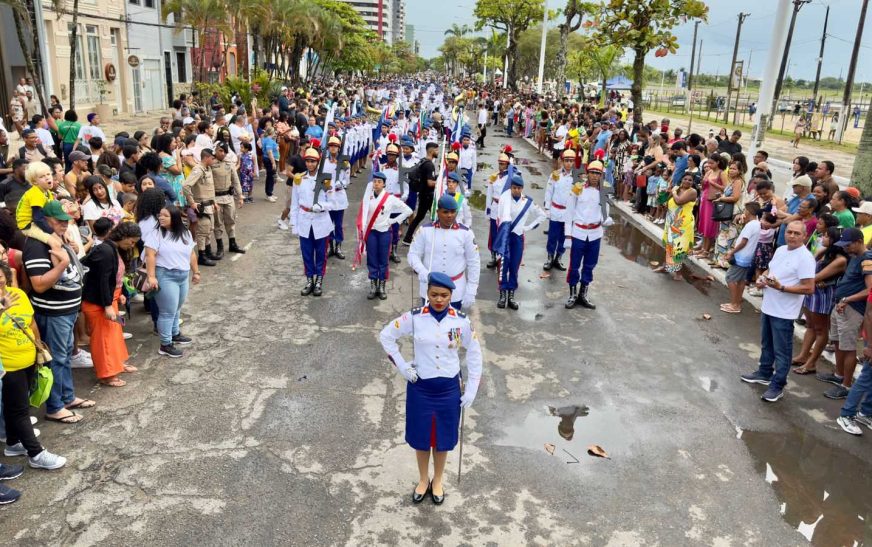 Ilhéus realiza Desfile Cívico de 7 de Setembro na Avenida Soares Lopes