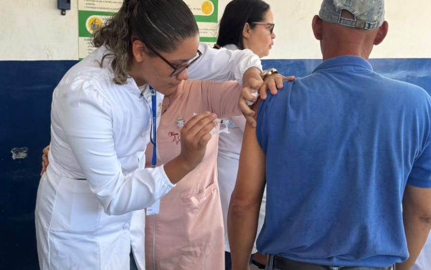 Ilhéus recebe vacina Pneumo 20 e amplia proteção de idosos e crianças